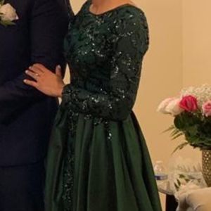 Long Sleeve Emerald Green Evening Gown